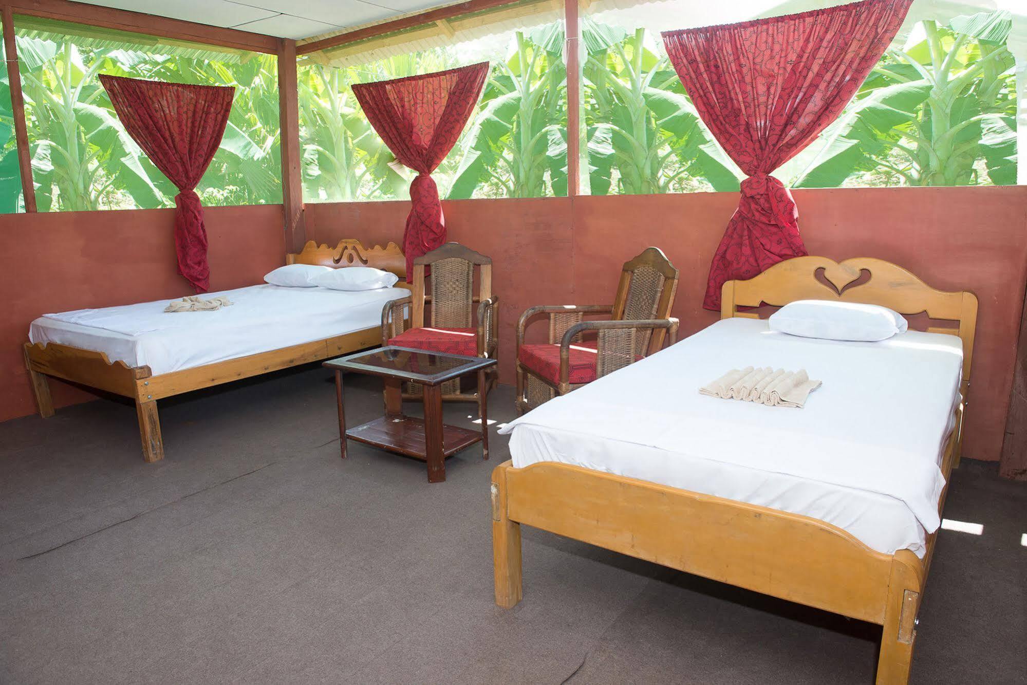 Maniti Expeditions Eco Lodge Iquitos Exteriör bild
